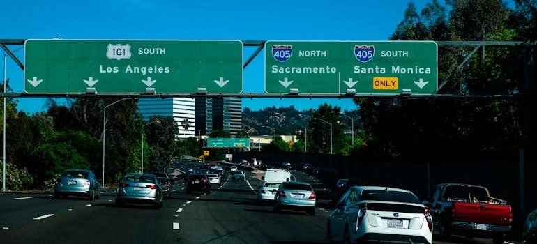Vehicles in the Freeway
