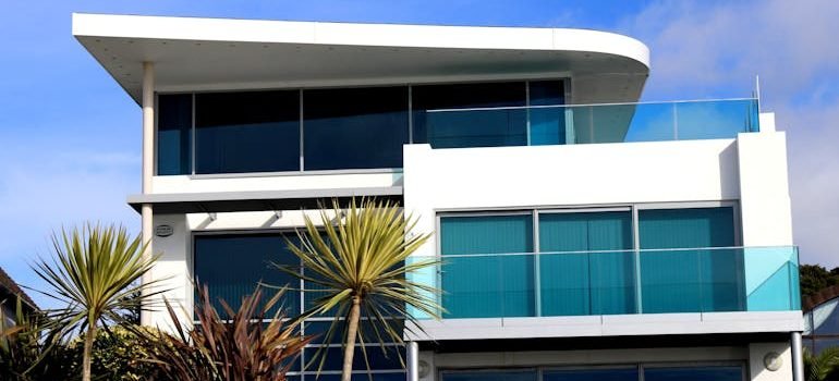 things to know before moving to Hermosa Beach