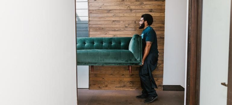 Moving valuable and heavy items safely in Los Angeles
